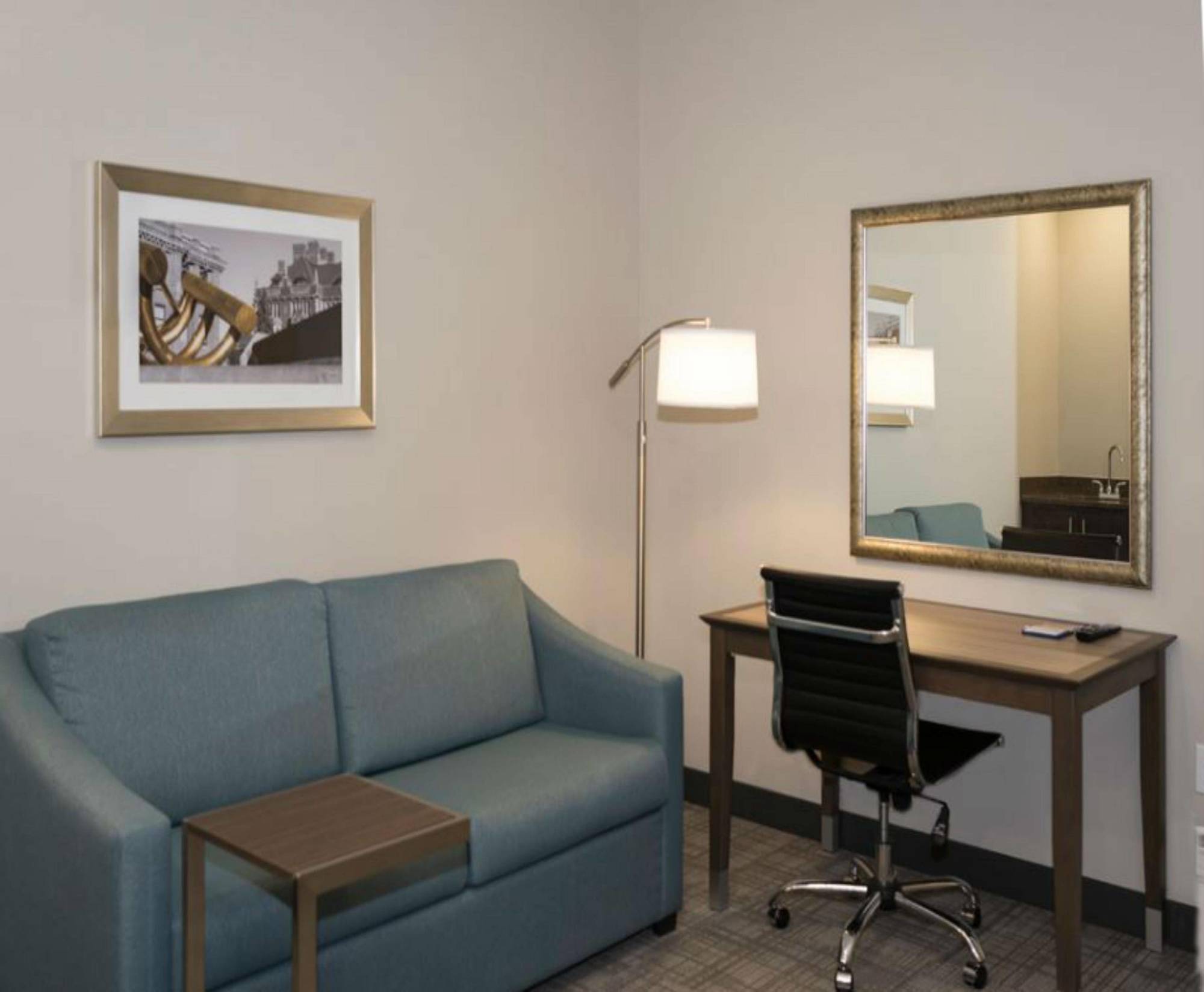 Hampton Inn And Suites Minneapolis University Area, Mn
